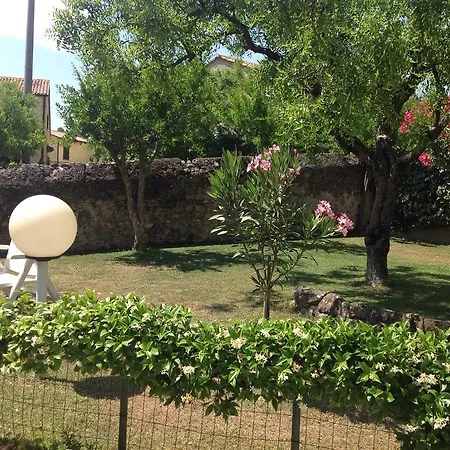 阿尔博尔戈住宿加早餐旅馆 阿尔库阿佩特拉尔卡